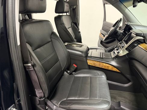 Used 2015 GMC Yukon Denali w/ Touring Package AWD/4WD image 17