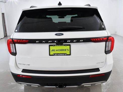 New 2026 Ford Explorer Active w/ Active Comfort Package image 13