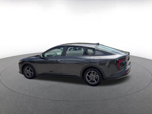 Used 2025 Kia K4 FWD image 9