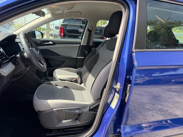 Used 2023 Volkswagen Taos S FWD image 11