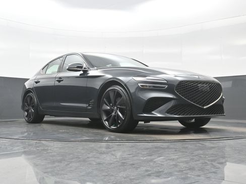 Certified 2023 Genesis G70 2.0T w/ Sport Prestige Package image 38