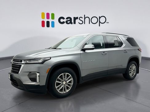 Used 2023 Chevrolet Traverse LT AWD/4WD image 1