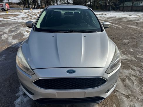 Used 2016 Ford Focus SE image 3