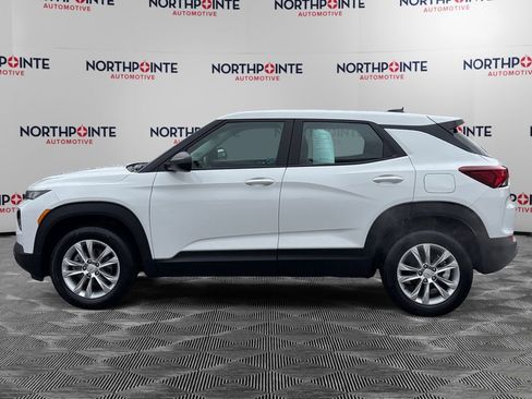 Used 2023 Chevrolet TrailBlazer LS AWD/4WD image 3
