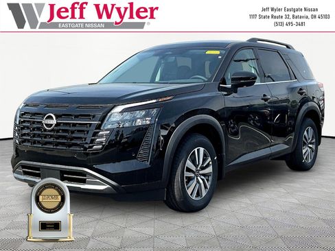 New 2026 Nissan Pathfinder SL AWD/4WD image 1