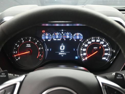 Used 2022 Chevrolet Camaro SS RWD image 12