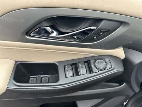Certified 2022 Chevrolet Traverse LS image 12