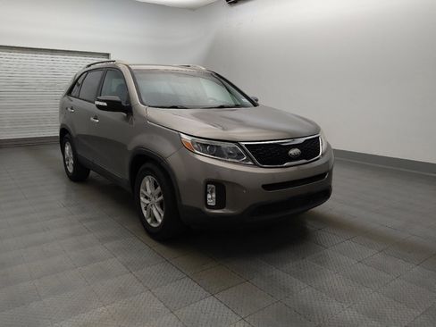 Used 2014 Kia Sorento LX image 13