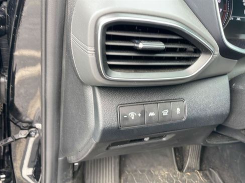 Used 2023 Hyundai Santa Fe SEL FWD image 14