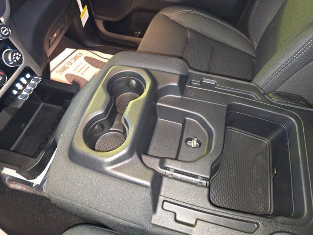 New 2026 RAM 1500 Tradesman AWD/4WD image 27