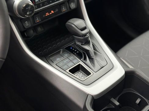 Used 2023 Toyota RAV4 XLE w/ Convenience Package image 17