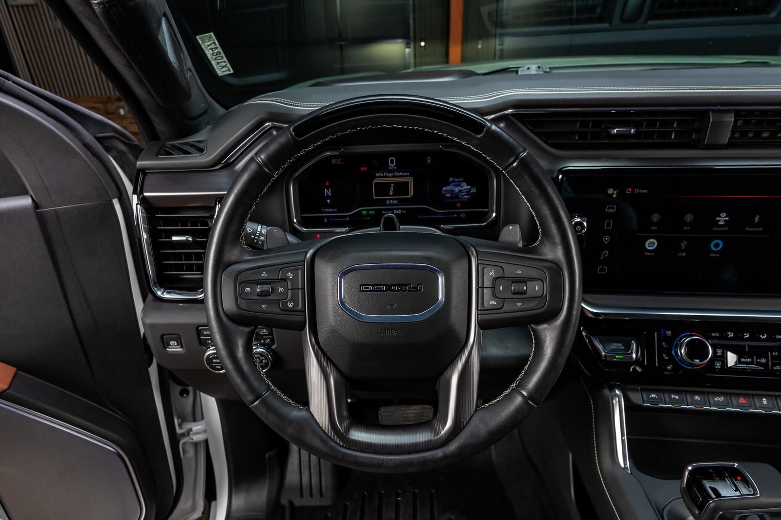 Used 2025 GMC Sierra 1500 Denali Ultimate AWD/4WD image 19