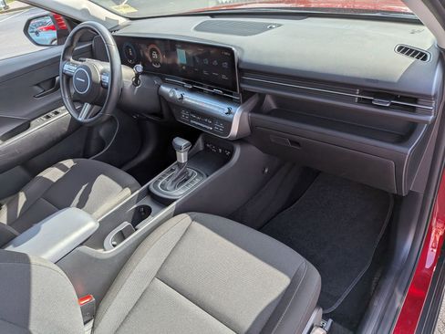Used 2025 Hyundai Kona SEL FWD image 36