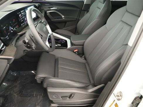 New 2025 Audi Q5 2.0T Premium Plus image 23