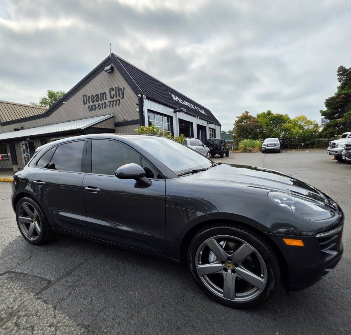 Used 2017 Porsche Macan S AWD/4WD image 8
