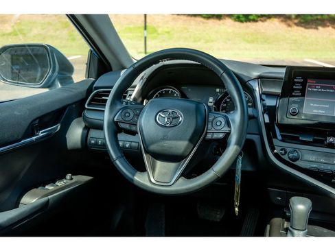 Used 2024 Toyota Camry SE w/ Cold Weather Package AWD/4WD image 21