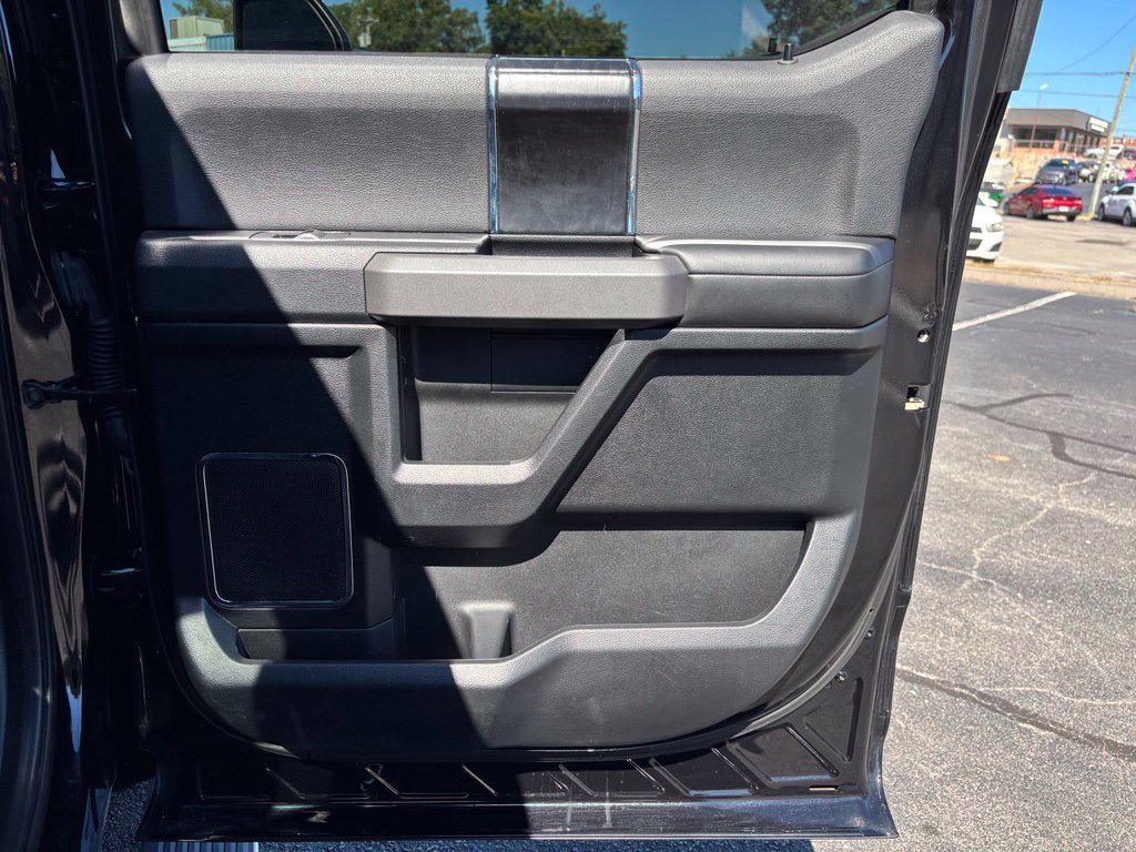 Used 2019 Ford F150 Platinum w/ Equipment Group 701A Luxury AWD/4WD image 23