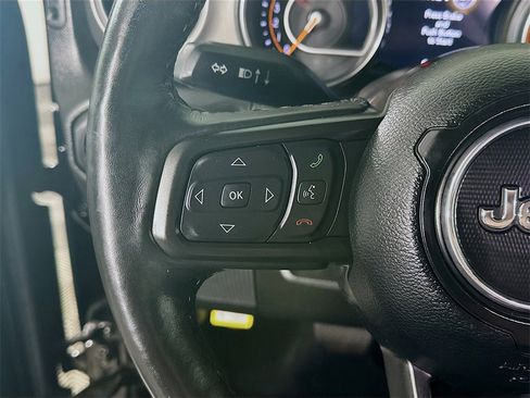 Used 2022 Jeep Wrangler Sport S image 25