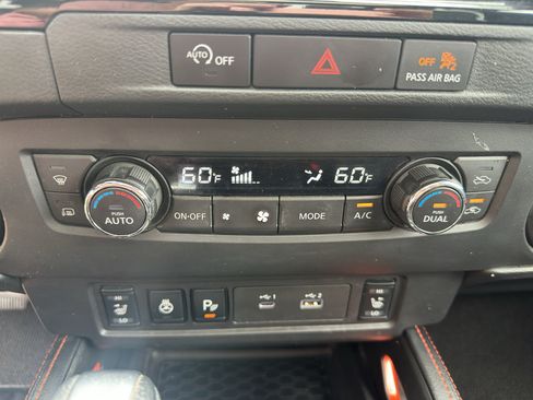 Used 2024 Nissan Frontier PRO-4X w/ Pro Premium Package AWD/4WD image 25