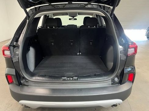 Used 2024 Ford Escape Active FWD image 16