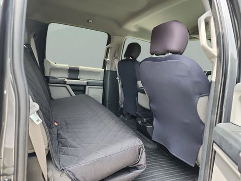 Used 2019 Ford F150 XLT RWD image 18