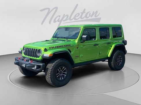Used 2025 Jeep Wrangler Unlimited Rubicon AWD/4WD image 1