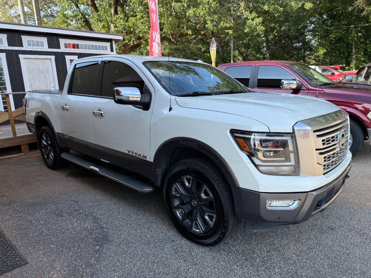 Used 2021 Nissan Titan Platinum Reserve w/ Moonroof Package AWD/4WD image 3