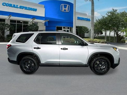 New 2026 Honda Pilot TrailSport image 6