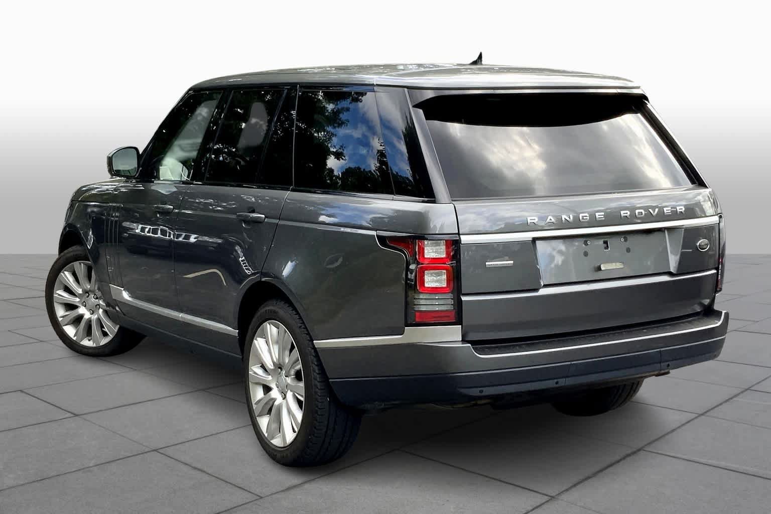 Used 2017 Land Rover Range Rover Supercharged AWD/4WD image 12