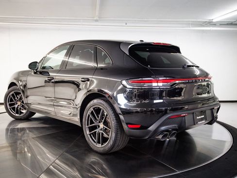 Certified 2023 Porsche Macan Turbo AWD/4WD image 3