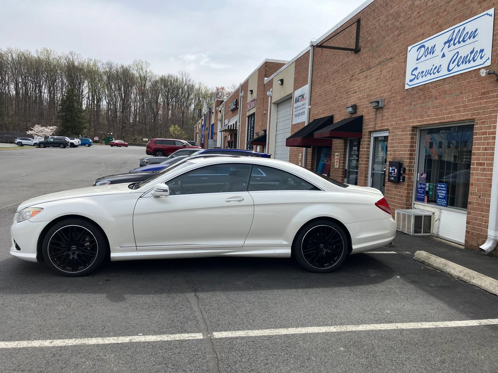 Used 2010 Mercedes-Benz CL 550 4MATIC image 17