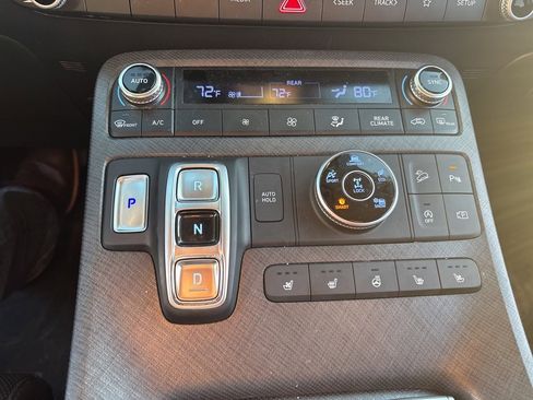 Used 2023 Hyundai Palisade Limited image 11