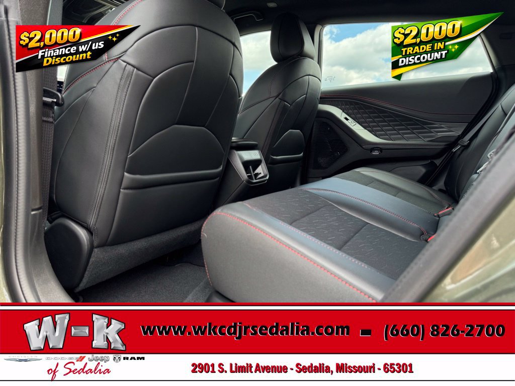 New 2026 Dodge Charger R/T w/ Driver Convenience Group AWD/4WD image 28
