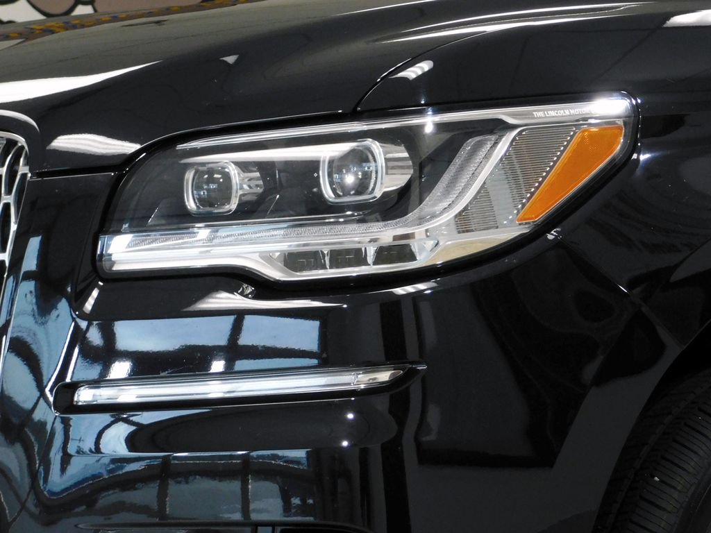 Used 2024 Lincoln Navigator Reserve w/ Equipment Group 201A AWD/4WD image 16