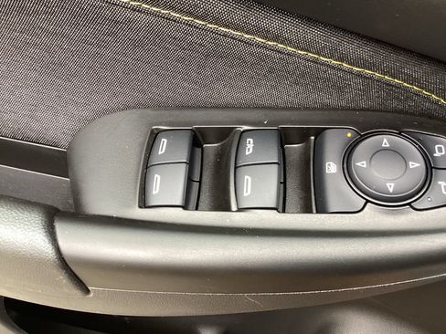 Used 2024 Chevrolet TrailBlazer ACTIV w/ Driver Confidence Package AWD/4WD image 32