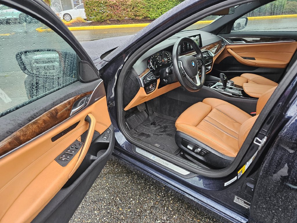 Used 2018 BMW 530e RWD image 22
