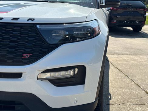 Used 2021 Ford Explorer ST w/ Equipment Group 401A AWD/4WD image 9