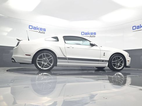 Used 2013 Ford Mustang Shelby GT500 w/ Electronics Pkg RWD image 35