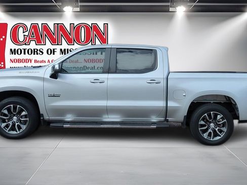 Used 2022 Chevrolet Silverado 1500 LT image 8