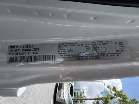 Used 2024 Jeep Wrangler Unlimited Rubicon AWD/4WD image 56