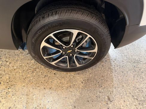 Used 2025 Chevrolet TrailBlazer LT FWD image 29