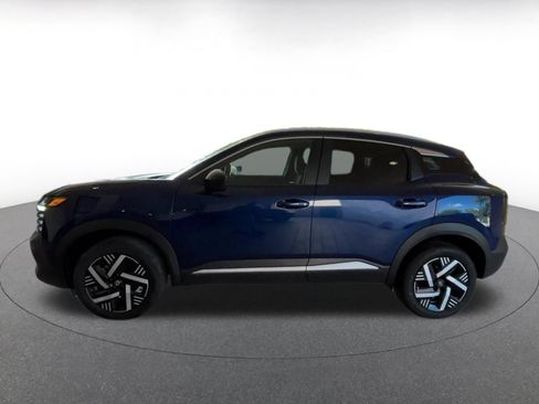 Used 2026 Nissan Kicks SV w/ Cold Weather Package FWD image 9