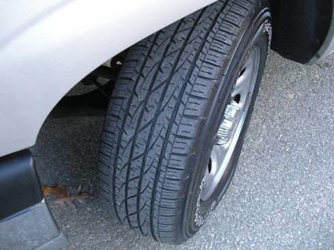 Used 2005 Chevrolet Silverado 1500 LS image 8