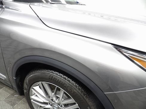 Used 2023 Acura MDX SH-AWD w/ Advance Package image 32