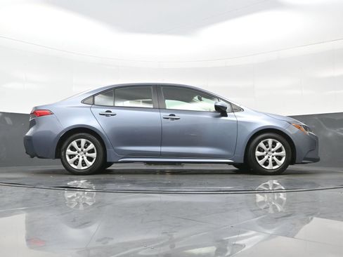 Used 2024 Toyota Corolla LE FWD image 30
