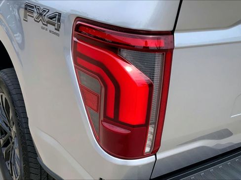 Used 2024 Ford F150 Lariat w/ FX4 Off-Road Package AWD/4WD image 27