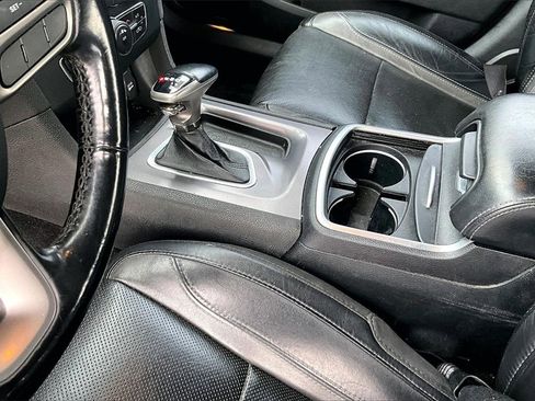 Used 2020 Dodge Charger SXT w/ Leather Interior Group image 10
