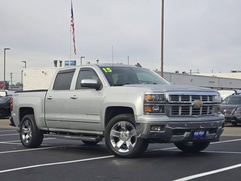 Used 2015 Chevrolet Silverado 1500 LTZ Z71 w/ LTZ Plus Package image 2