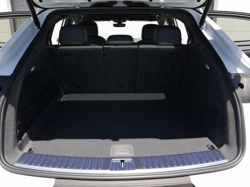 Used 2023 Porsche Cayenne S image 20