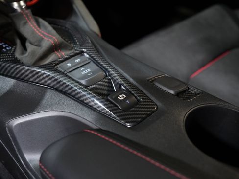 Used 2020 Chevrolet Camaro ZL1 RWD image 42